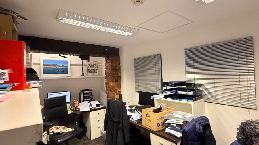 To Let commercial Property for Rent in De Waterkant Western Cape